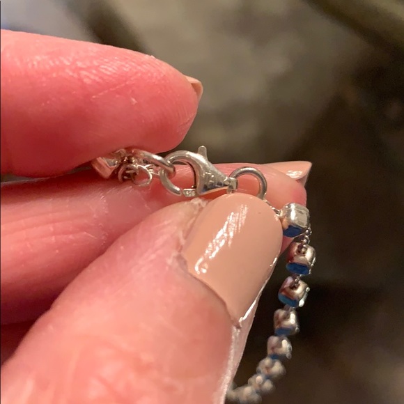 Jewelry - Picture 3 of 4